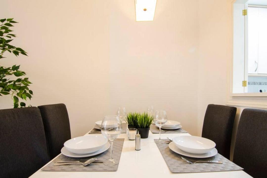 Cruz Apartment Madrid Exterior photo